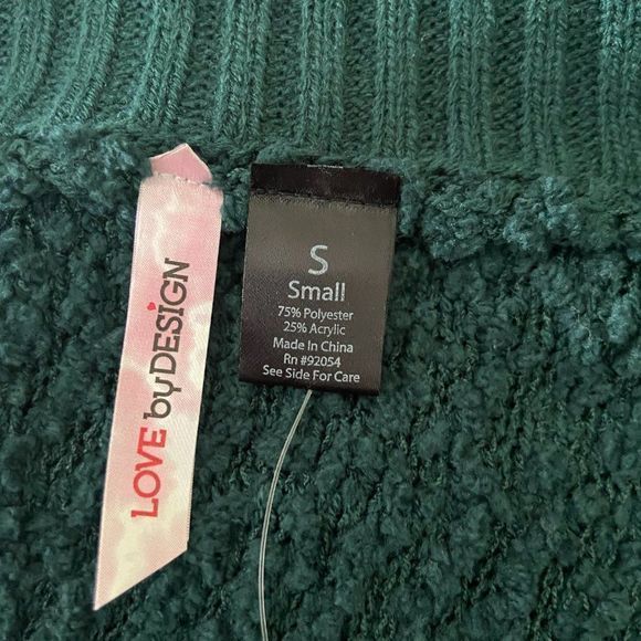 NWT LOVE BY DESIGN Green Dark Sea V Neck Teddy Swe - Picture 6 of 7